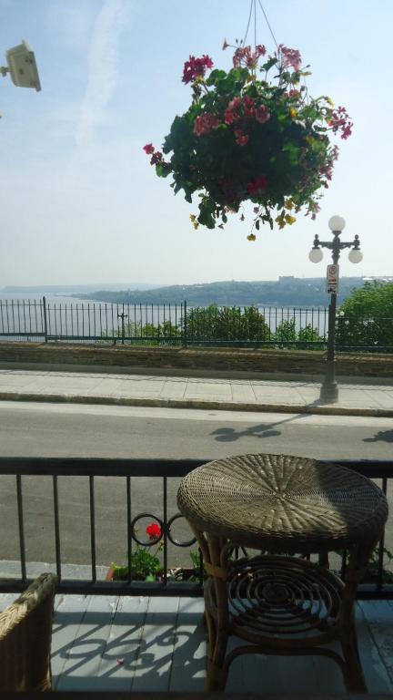 Hotel Terrasse Dufferin Quebec City Room photo